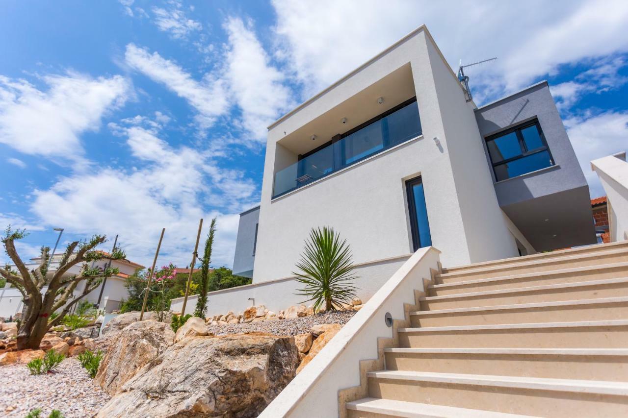Villa Silente Salatic ภายนอก รูปภาพ